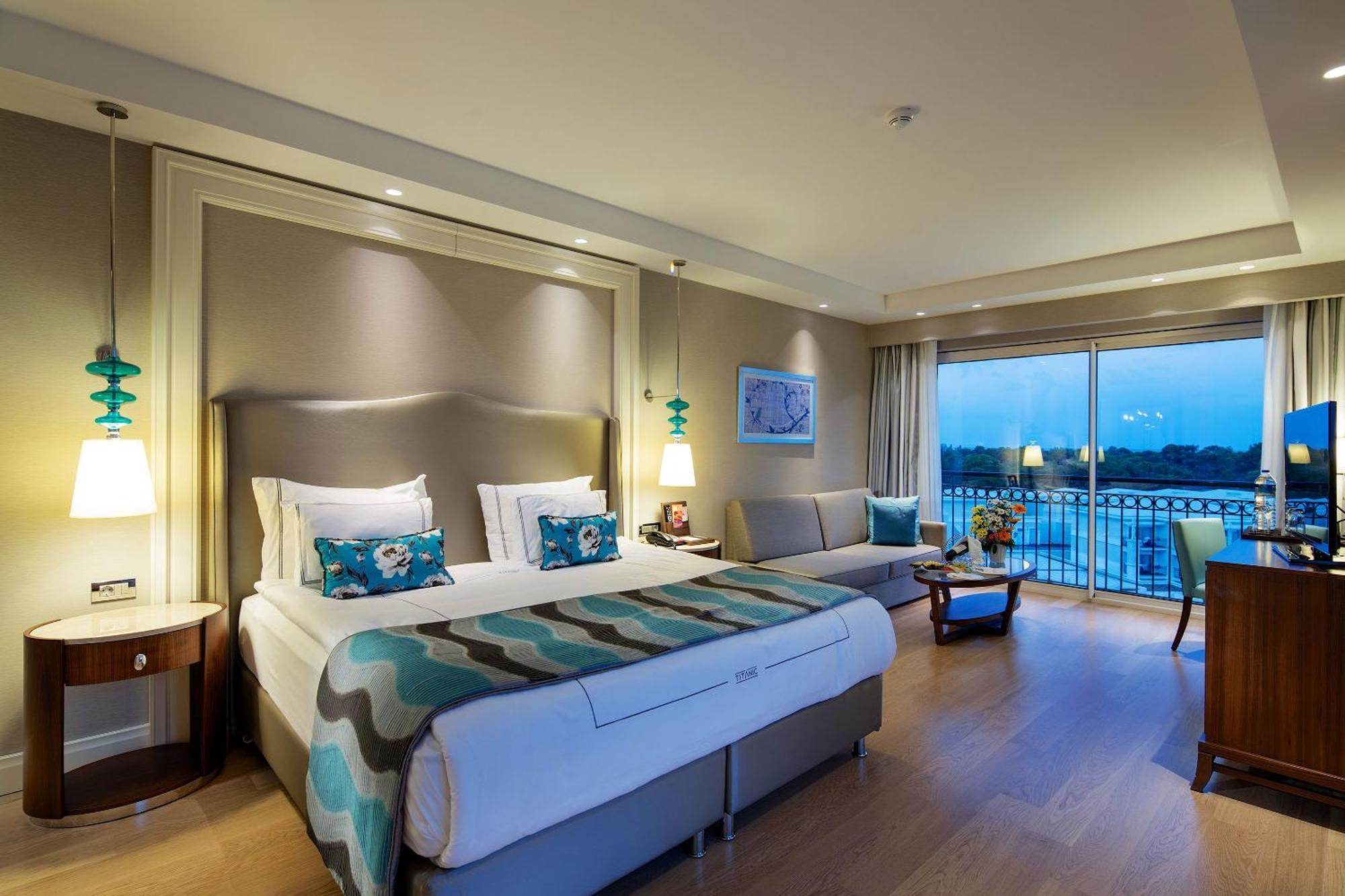 Titanic Deluxe Golf Belek Hotel Bagian luar foto