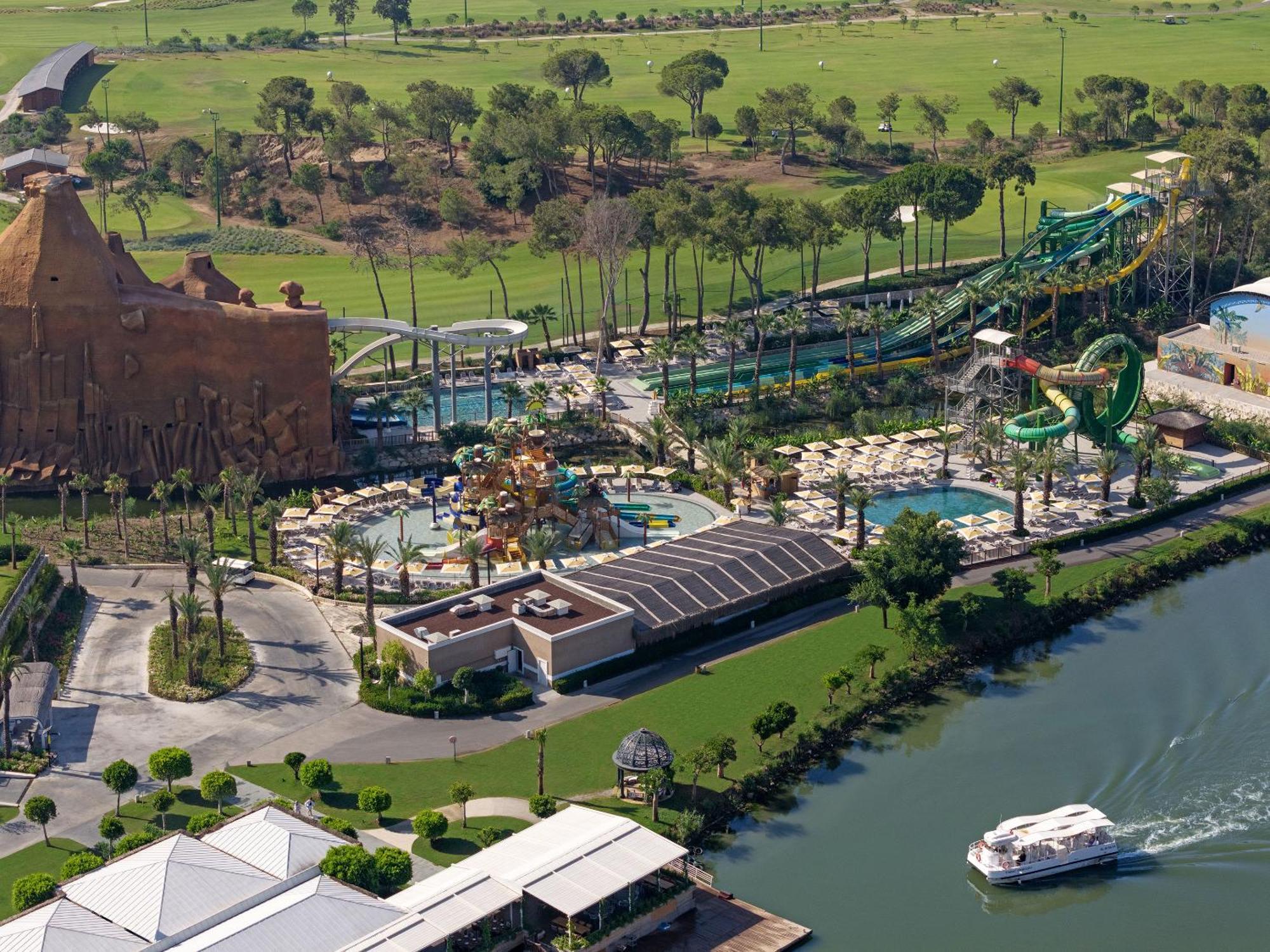 Titanic Deluxe Golf Belek Hotel Bagian luar foto